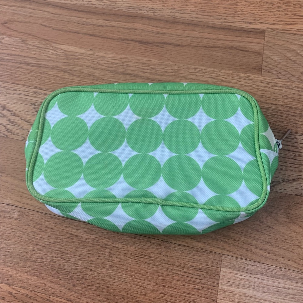 clinique green and white circular patterned makeup/pencil pouch!